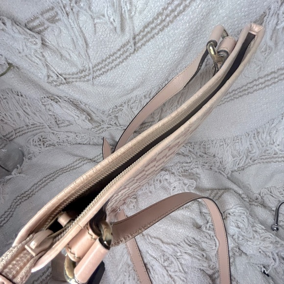 💎 Gucci GG Canvas Flat Messenger Crossbody • Baby Pink 💎 - Picture 12 of 13